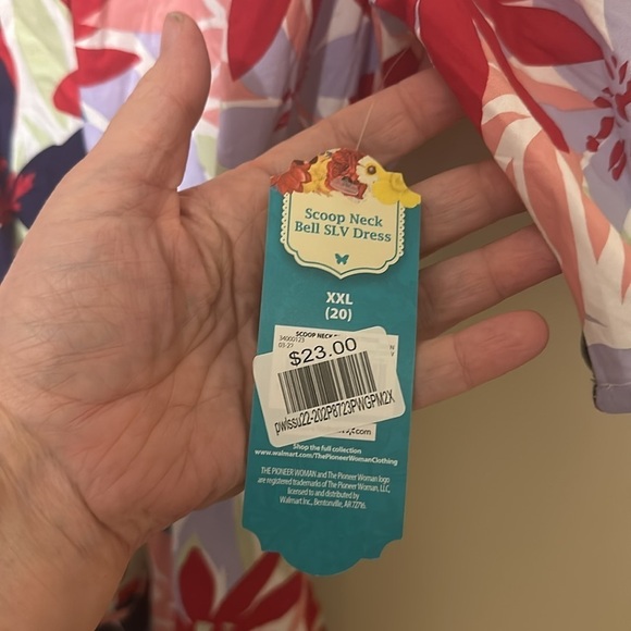 The Pioneer Woman Scoop Neck Bell Sleeve Dress NWT‎ - Picture 6 of 9